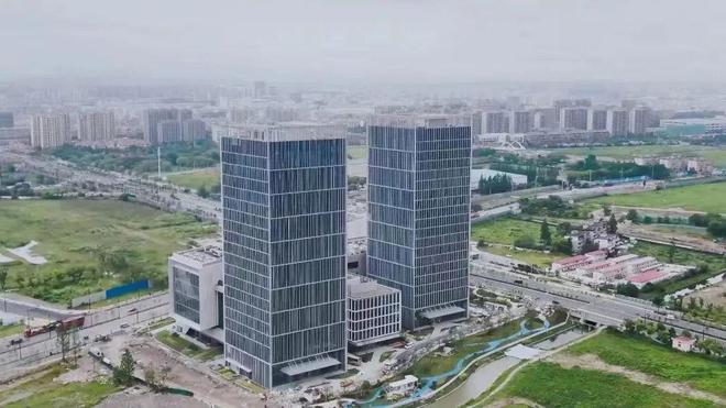 乐鱼体育：宝山中环金茂府网站售楼处发布：尽显高端生活格调！(图20)