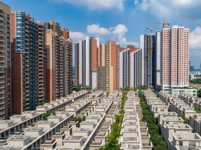 Leyu体育：2024网站发布丨佛山禅城合景新鸿基泷景售楼中心欢迎您(图2)
