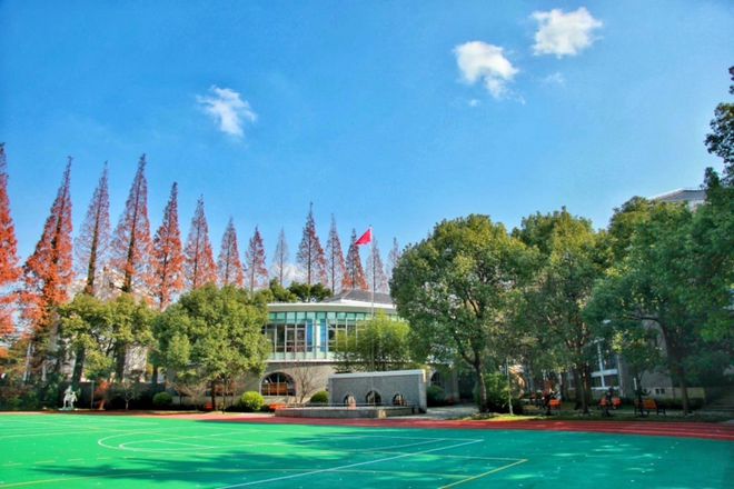 乐鱼体育：杨浦中海海上和集网站售楼处发布：多轨交汇优势尽显(图11)