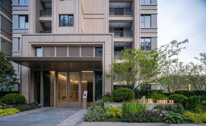 乐鱼体育：浦东浦发上品(浦发上品)售楼处网站高颜值住宅风靡市场！(图13)