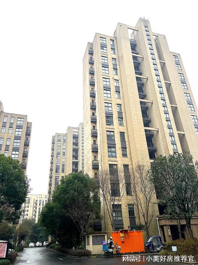 乐鱼体育：松江万业梦立方售楼处电话：泗泾现房住宅介绍(图2)