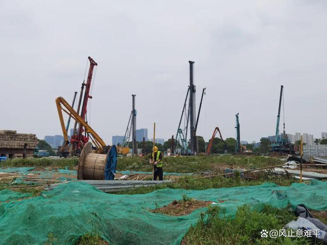 乐鱼体育：南京金茂府售楼处电话_首页网站_内附图文解析_楼盘百科详情！(图2)