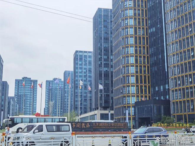 乐鱼体育：南京金茂府售楼处电话_首页网站_内附图文解析_楼盘百科详情！(图5)
