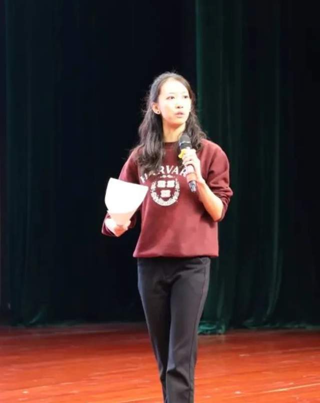 乐鱼体育：风暴眼中的哈佛女孩蒋雨融毕业致辞引争议自曝伤痕来澄清(图5)