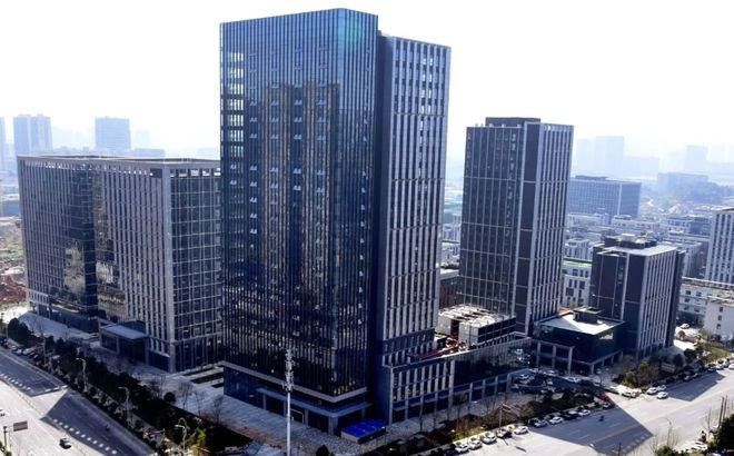 乐鱼体育：网站建设品牌推荐2025指南聚焦高性价比与轻量化部署(图2)