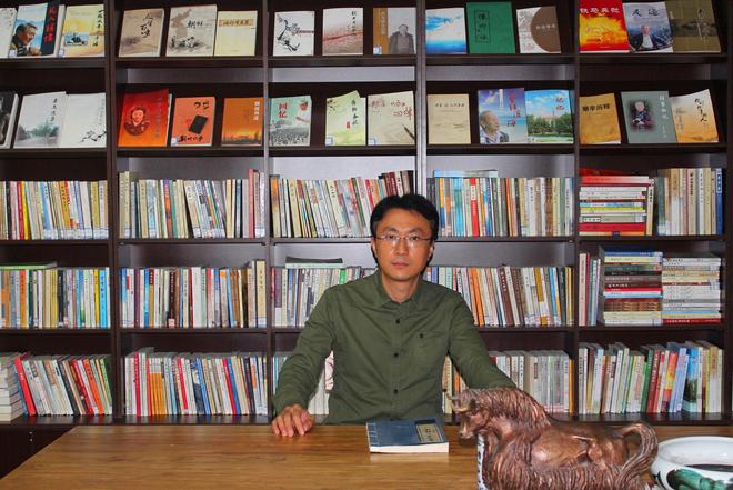 Leyu体育：冯志亮：从品牌推广人到著名学者再到企业家的传奇人生(图4)
