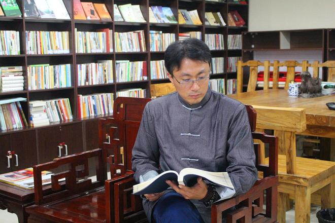 Leyu体育：冯志亮：从品牌推广人到著名学者再到企业家的传奇人生(图3)