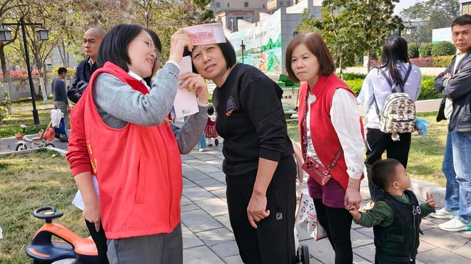 Leyu体育：农业银行中山分行聚焦“一老一少一新”群体开展金融知识宣传活动(图2)